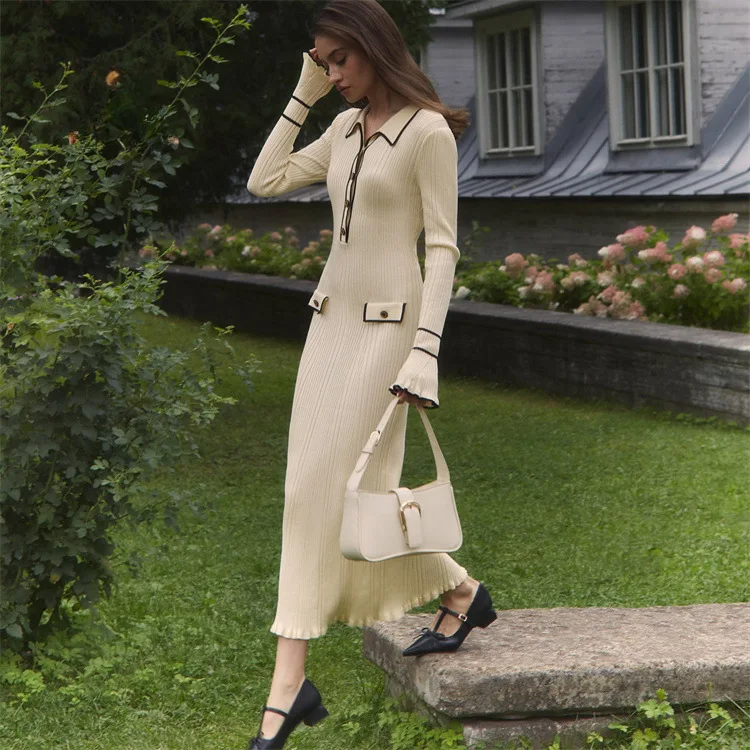 Ainsley® | Évelyne Midi Dress