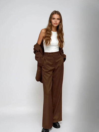 Amira® | 7 Days 7 Looks - Monday