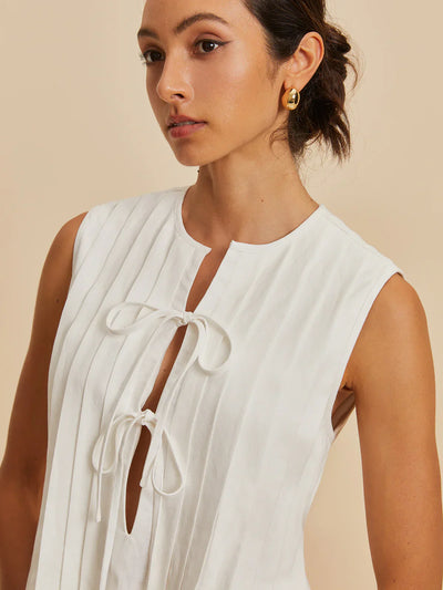 Beata® | Pleated Knotted Sleeveless Blouse