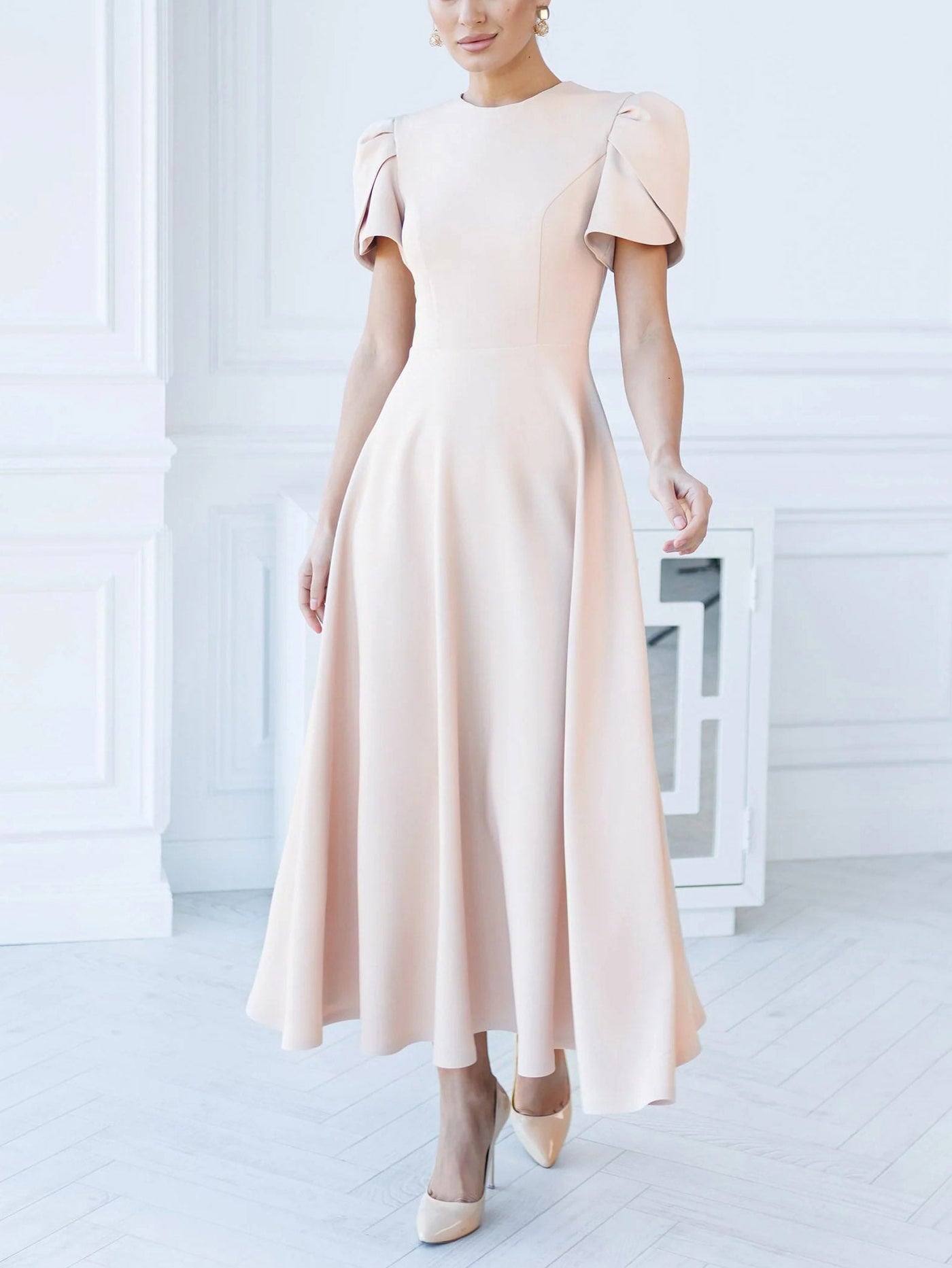 Tilde® | Elegant High-neck Bud Sleeve Midi Dress